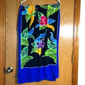 3/$15 NWOT Hawaiian Oblong Woven Hand-Hemmed Floral Hibiscus Blue Black Scarf
